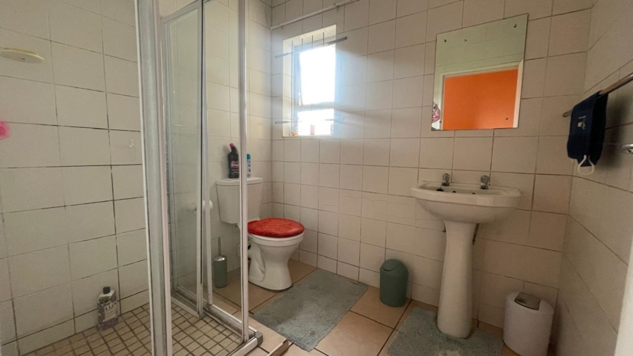 2 Bedroom Property for Sale in Cambridge Eastern Cape